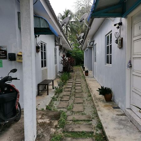 Oyo Home 90308 Chily Guest House Langkawi Eksteriør billede